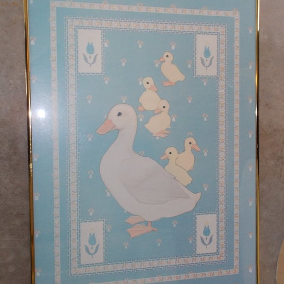 EUC Large Duck print in gold metal frame approximately 24 1/4"x 18 1/4"x1" - Picture 7 of 7